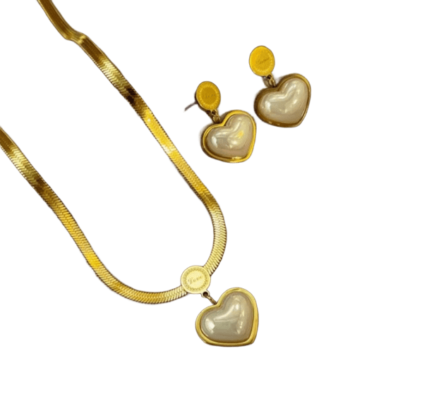 Conjunto Feminino Coração em Aço Titânio 18K