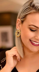 Brinco feminino artesanal com cristais premium, tamanho médio e brilho sofisticado