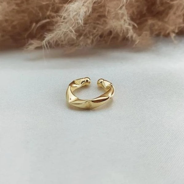 Piercing fake amassado feminino moderno sem furo, acessório estiloso para orelha